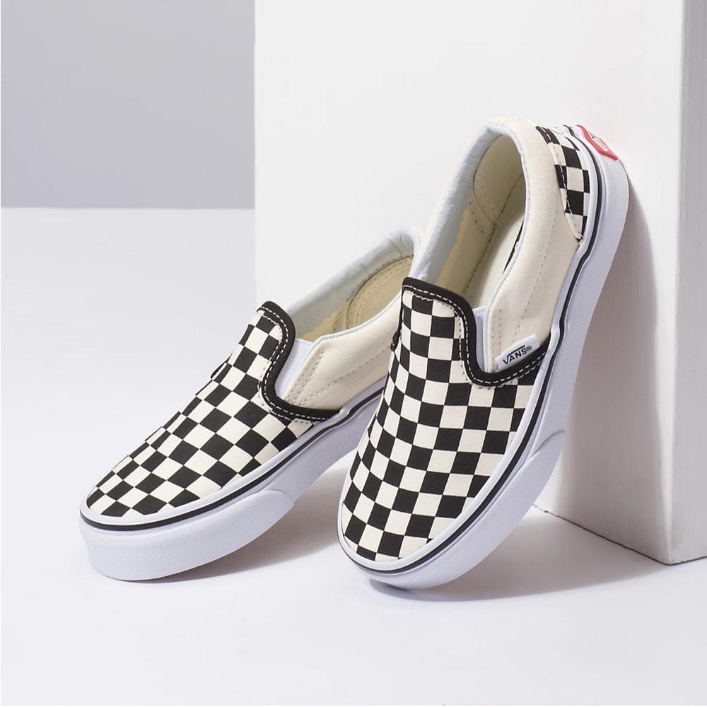 Vans Kids Checkerboard Classic Slip-On Shoe Black White - Kid’s Size 1 - NEW